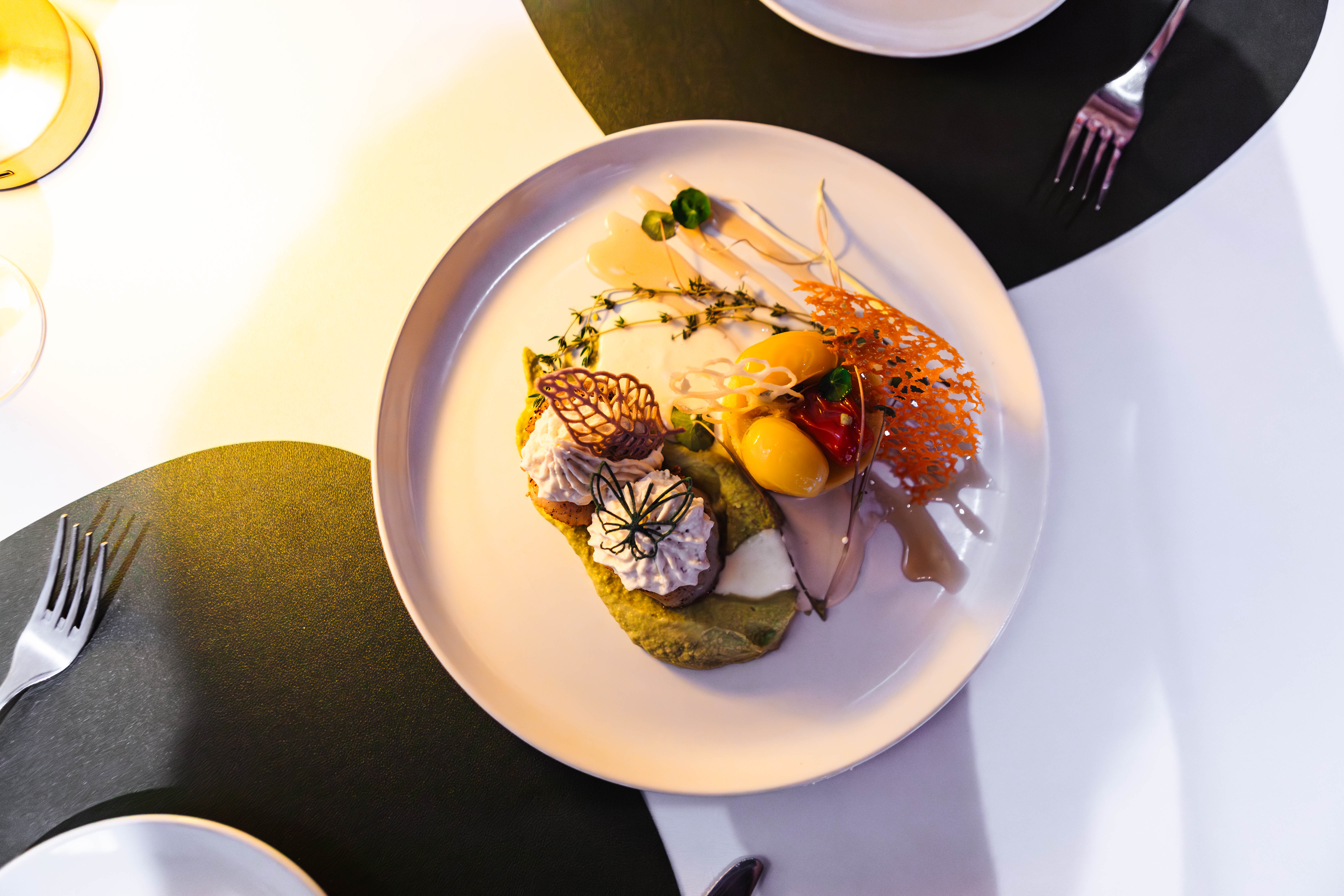 One dish - three six